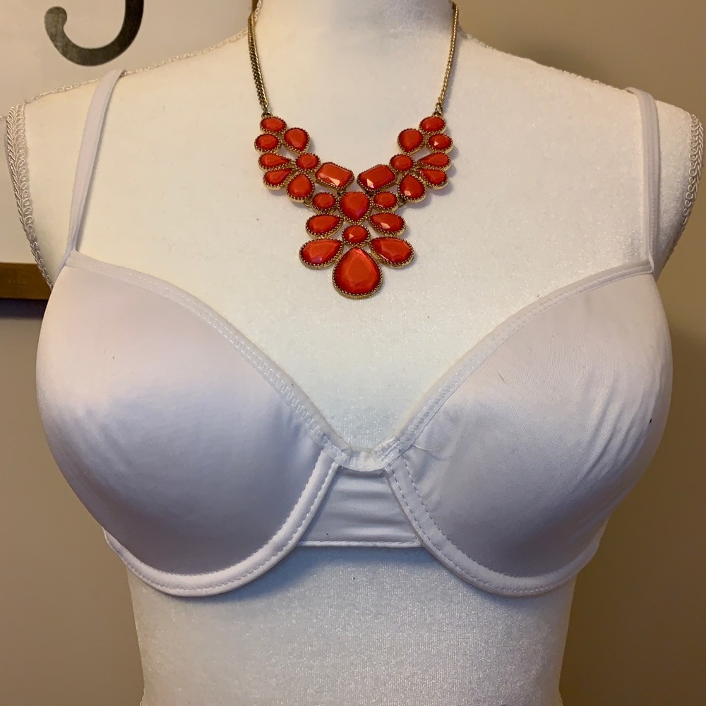 SOLD NWT *SET* of 2 bras